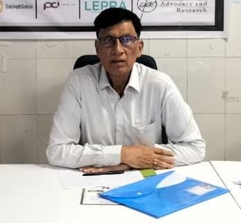 Premier India | एसएनसीयू में इलाजरत शिशु को दी जा रही है बेहतर स्वास्थ्य...