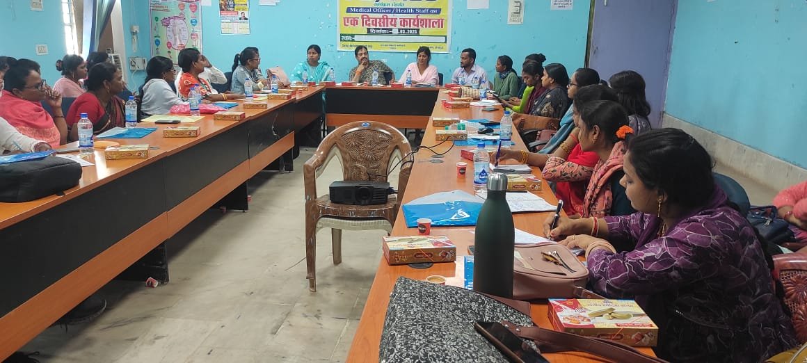 Premier India | शेखपुरा जिले के सभी सीएचओ को दिया गया एक दिवसीय एईएस का...